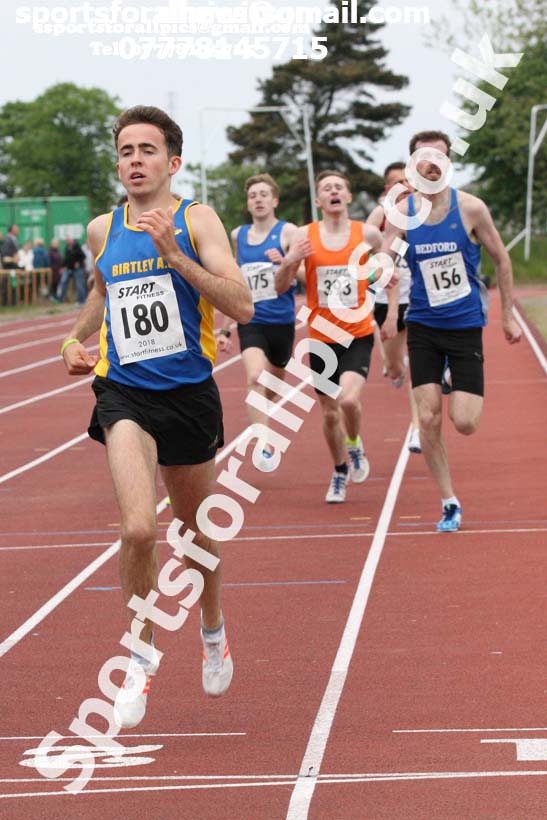 Jimmy Hedley 800 metres Challenge Cup, North Eastern Grand Prix, Monkton Stadium, Jarrow. Photo: David T. Hewitson/Sports for All Pics